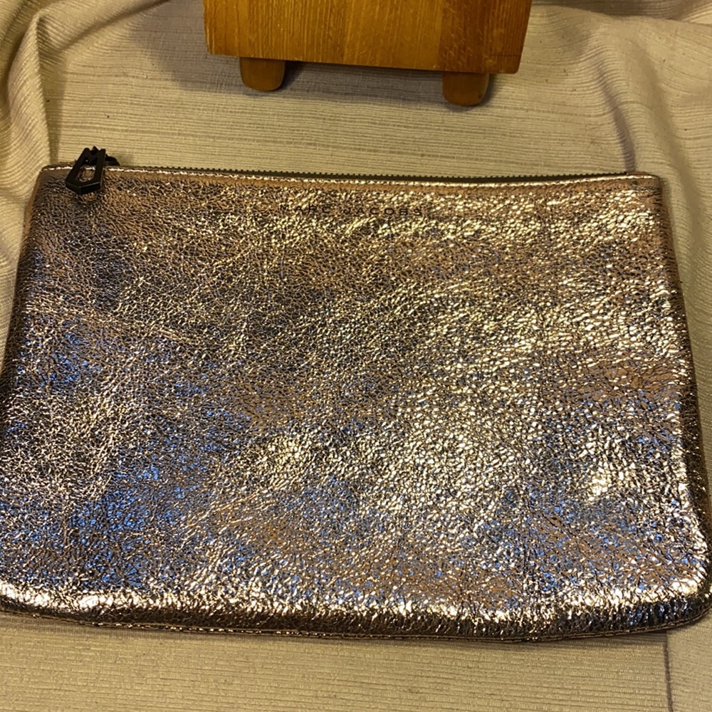 NWOT Marc Jacobs leather zipper pouch/clutch - Picture 13 of 13